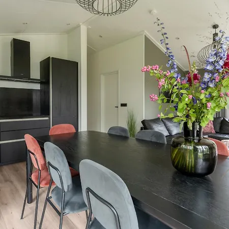 Nieuw! 6-persoons Aan Het Veluwemeer Dichtbij Harderwijk, Amersfoort En Zwolle Hulshorst