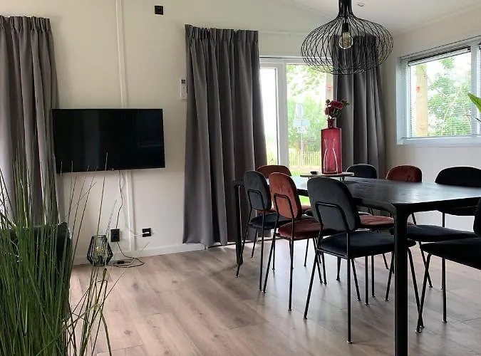 Chalet Nieuw! 6-persoons Aan Het Veluwemeer Dichtbij Harderwijk, Amersfoort En Zwolle