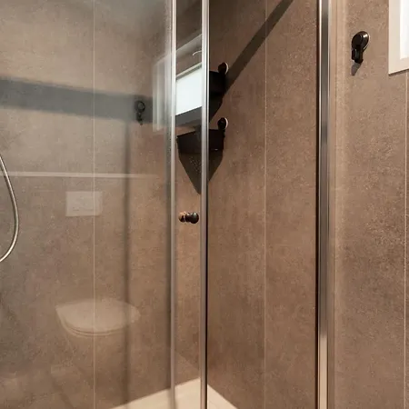 Nieuw! 6-persoons Aan Het Veluwemeer Dichtbij Harderwijk, Amersfoort En Zwolle Chalet Hulshorst
